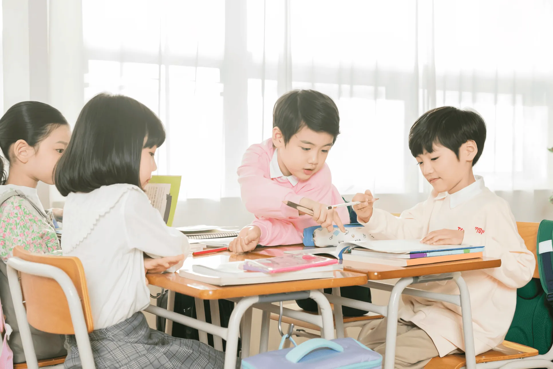 방과후 교실 학습·활동 프로그램을 운영하는 방과후지도사 자격증